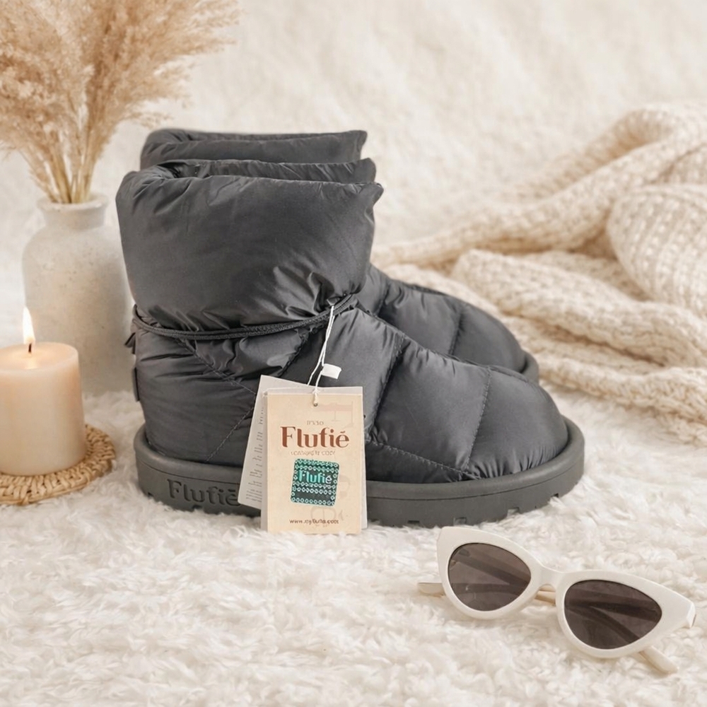 Flufie Gray Puffer Pillow Boots Size 8 NWT